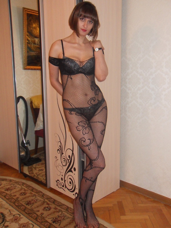 Тина, 27
